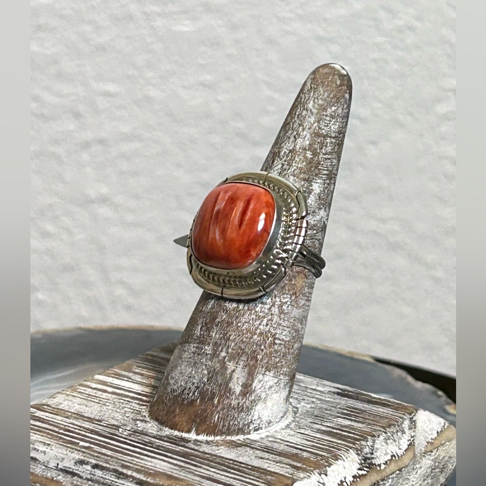 NWT Dave Skeets Navajo Handmade Orange Spiny ring 6.5
